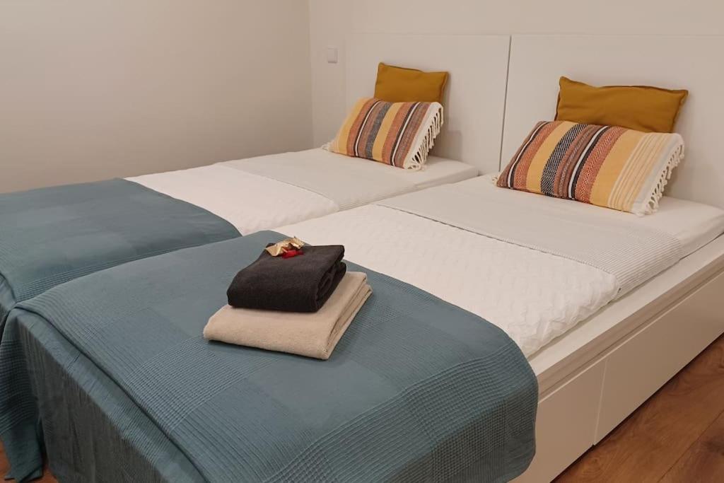 A H - Apartment Oporto Downtown Exterior foto